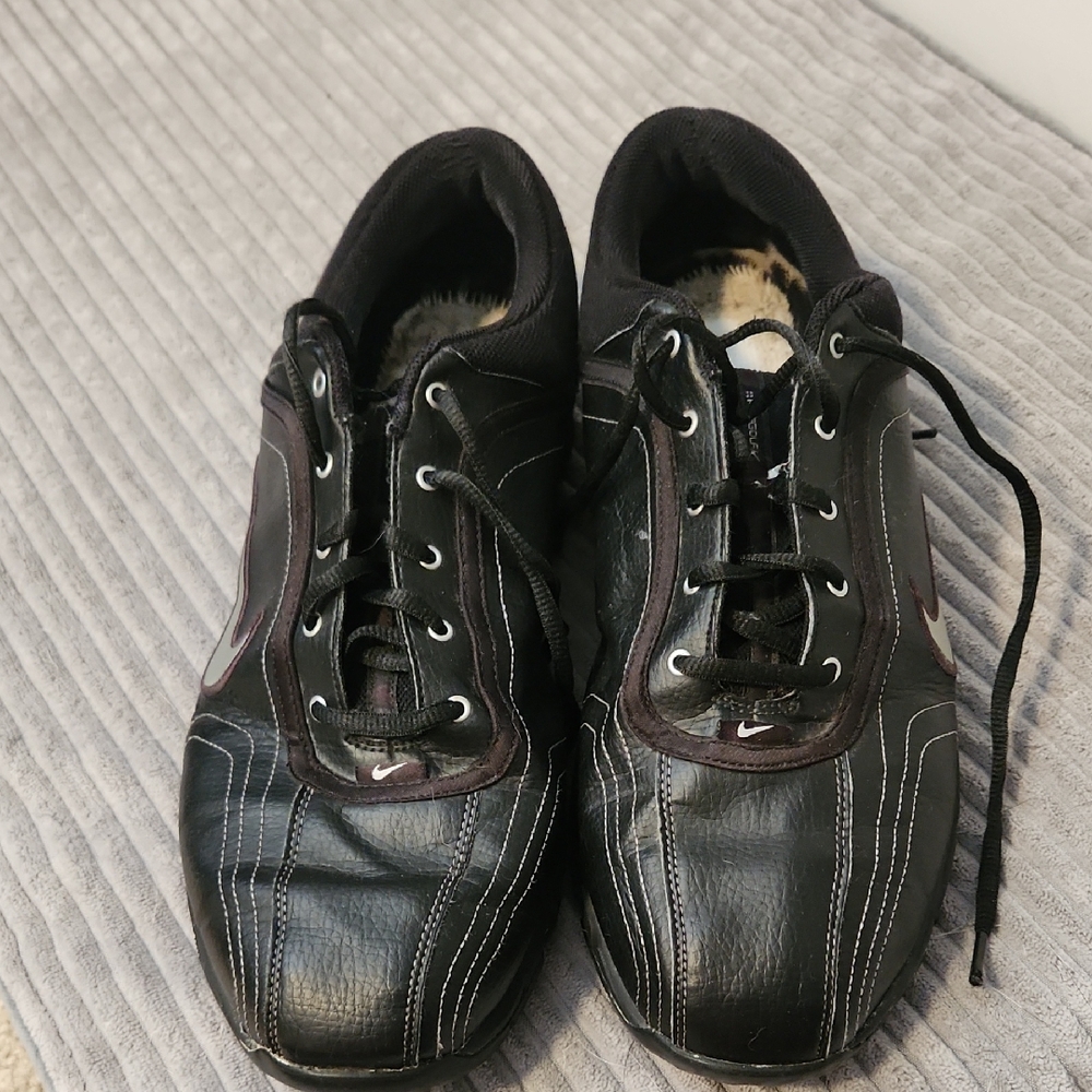 Nike Men's Black Leather Golf Cleats